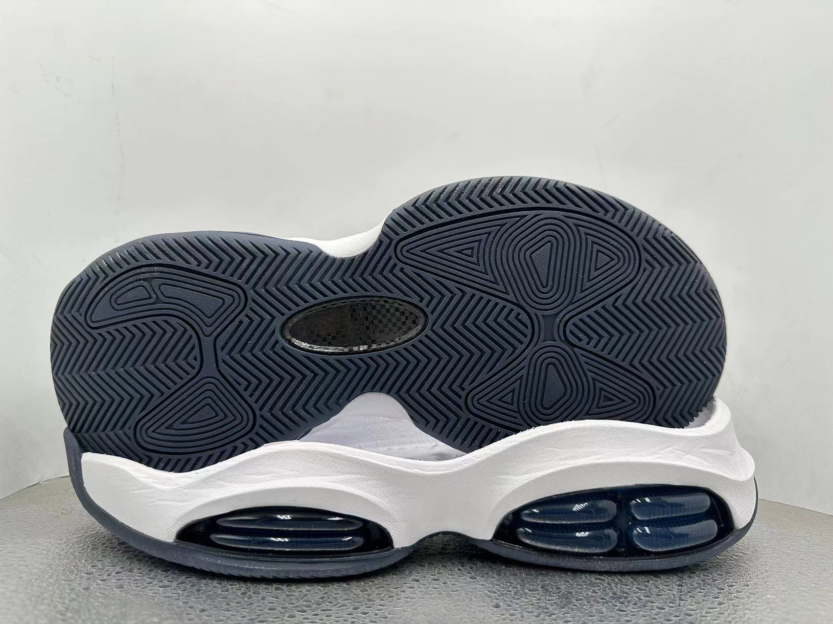 GS-R23032;39-44#